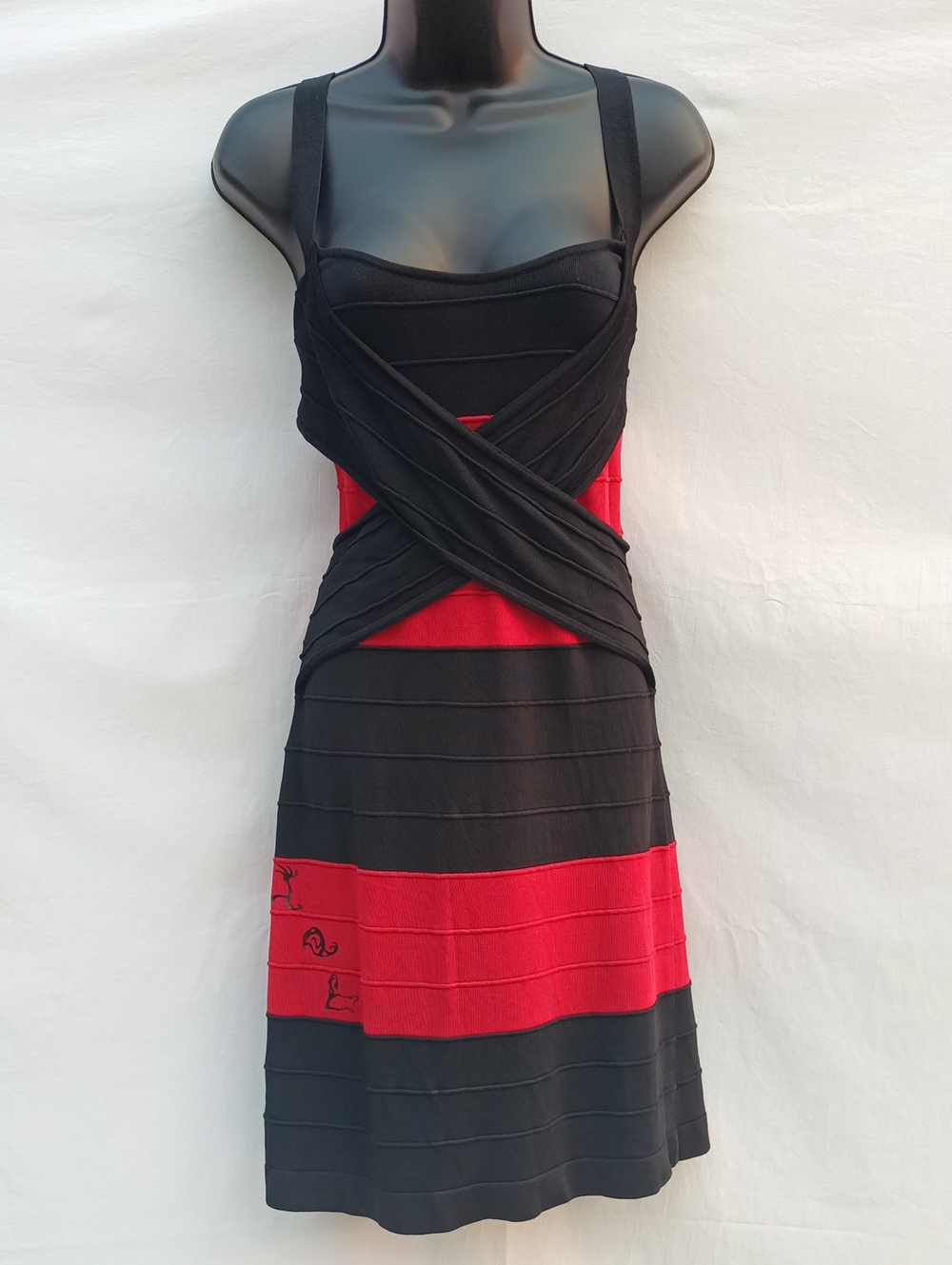 VENUS Crisscross Color Block Bandage Bodycon Mini Dress, Red And Black